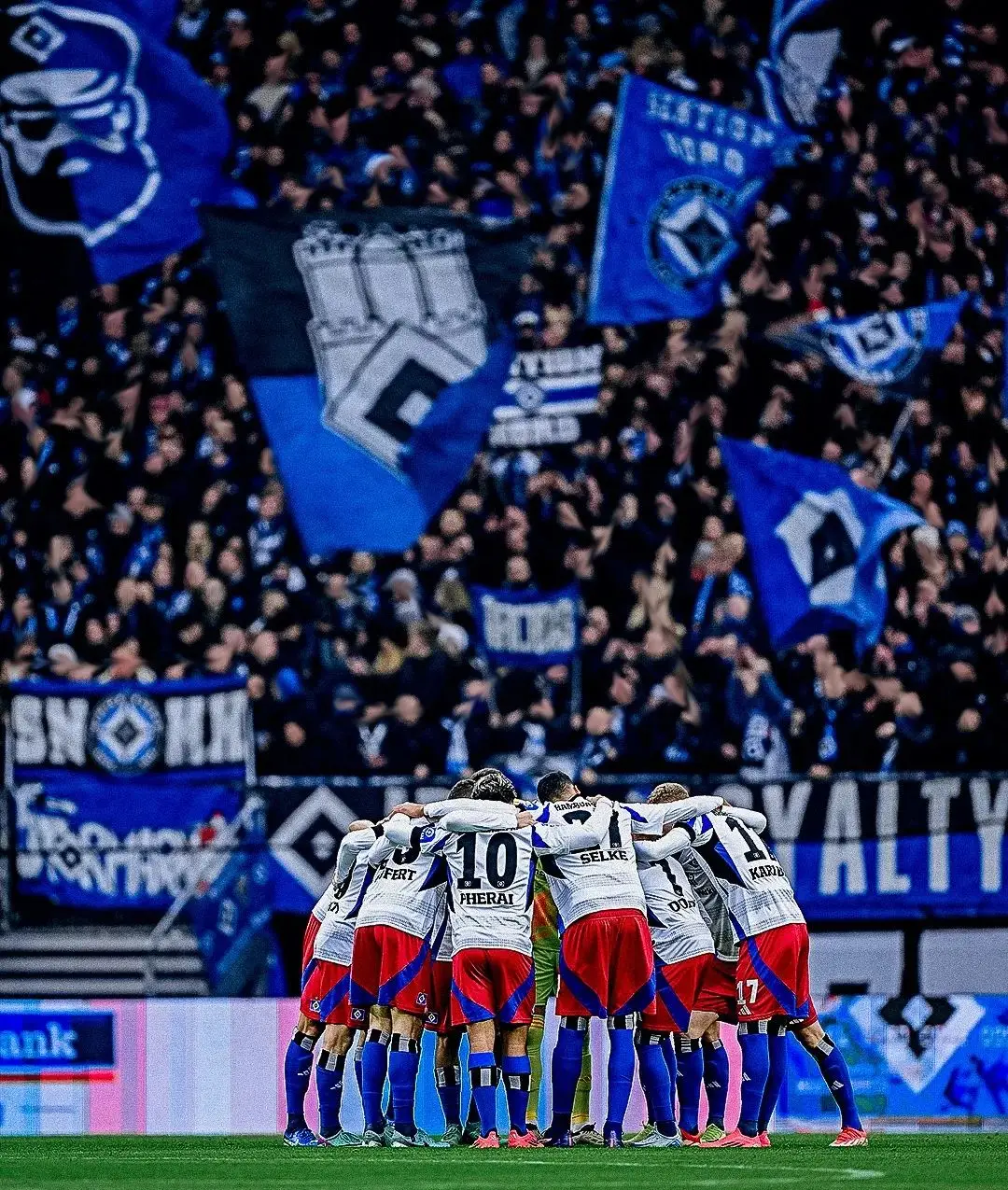 爱游戏网页版登录入口-奥格斯堡客场逆转战胜对手,保持不败战绩的简单介绍