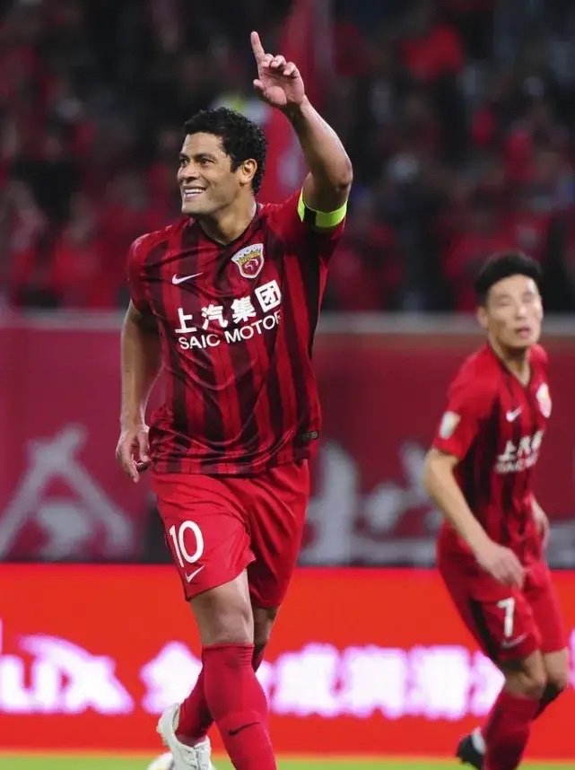 爱游戏地址-上港主场击败深圳佳兆业，取得胜利的简单介绍