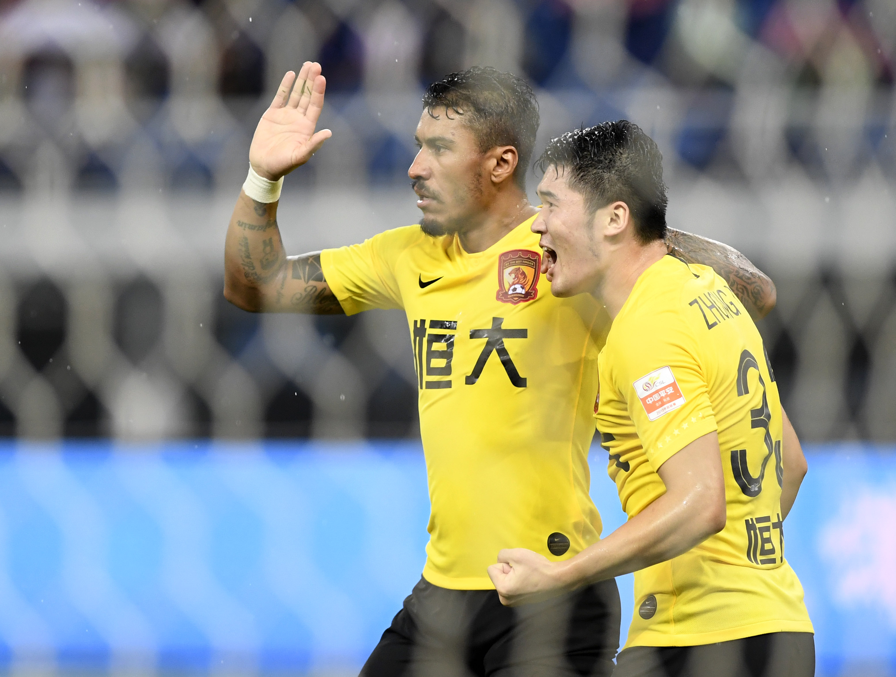 爱游戏下载-广州恒大客场艰难获胜,保持不败