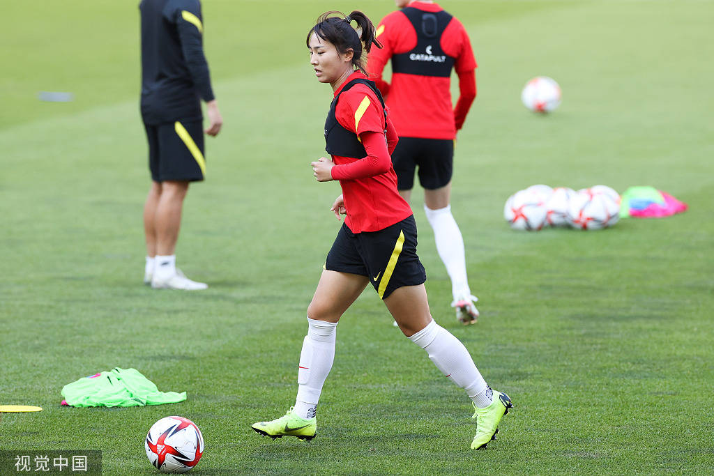 爱游戏电竞-女足国家队士气高涨，积极备战