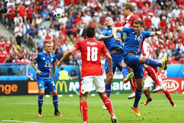 爱游戏链接-葡萄牙客场战平爱尔兰，晋级欧洲杯预选赛的简单介绍