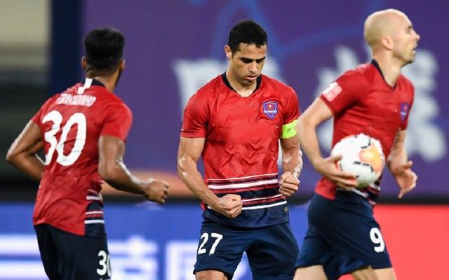 爱游戏网站-天津泰达客场不敌，状态低迷需调整的简单介绍