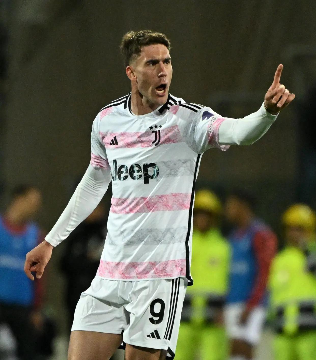 爱游戏亚洲官网-关于卡利亚里主帅赛后点名表扬,球队士气大增的信息