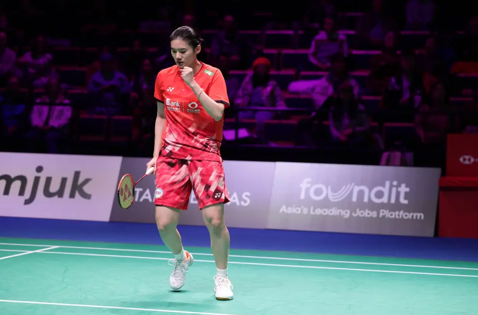 爱游戏娱乐-芬兰队在羽毛球比赛中晋级四强