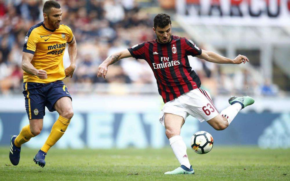 爱游戏电竞-乌迪内斯状态起伏不定,排名跌至中游位置的简单介绍