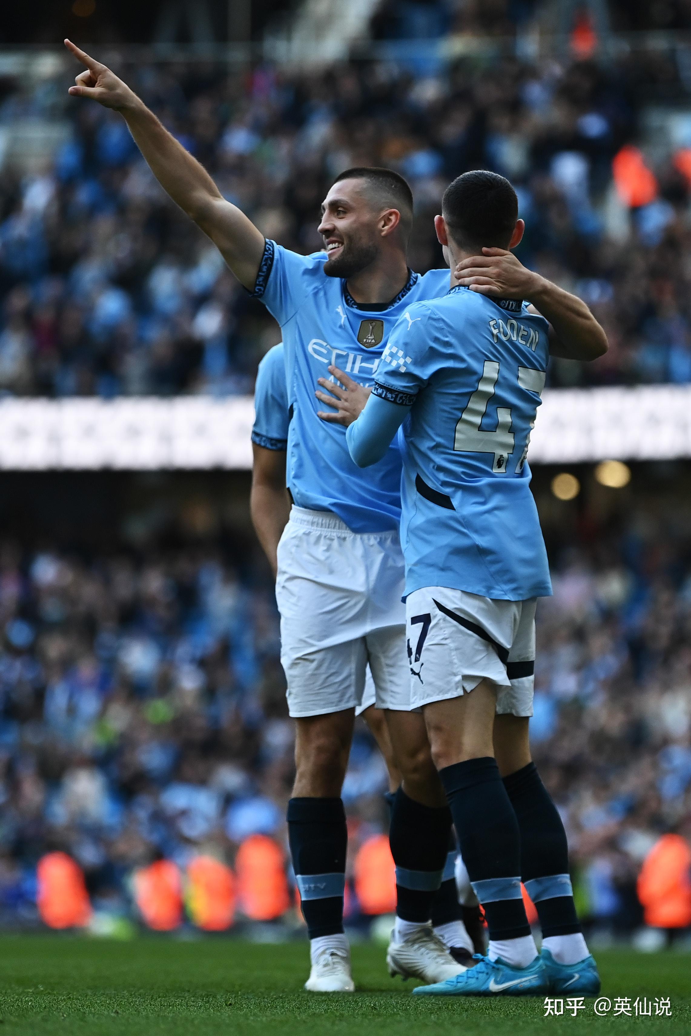 爱游戏馆-曼城客场大胜，稳居英超榜首