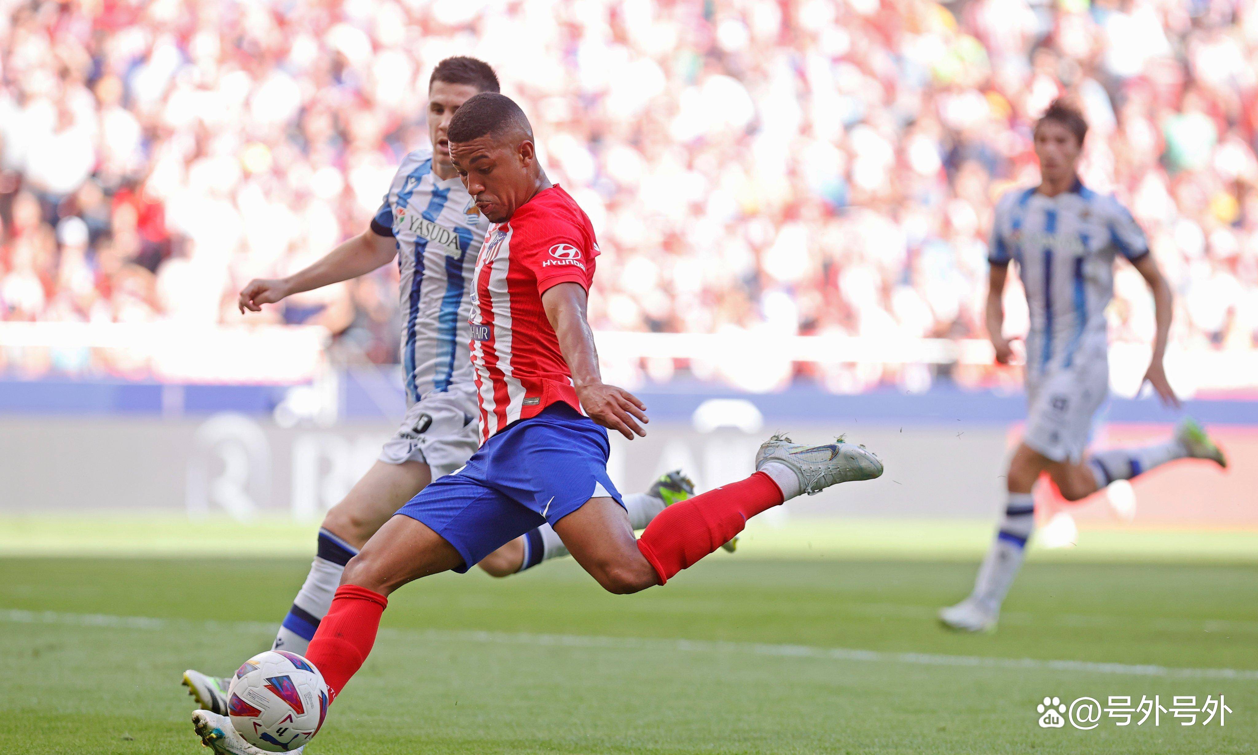 爱游戏地址-包含佛罗伦萨主场失利，争议判罚成比赛转折的词条