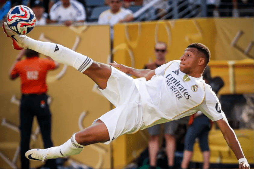 爱游戏平台-皇家马德里迎战巴黎圣日耳曼