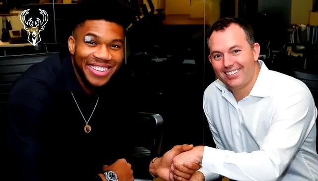 爱游戏入口-关于雄鹿胜灰熊,安特托昆博火力全开的信息